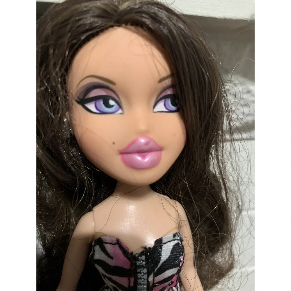 Bratz Twins Roxxi & Phoebe 10th‎ Anniversary Original Outfis